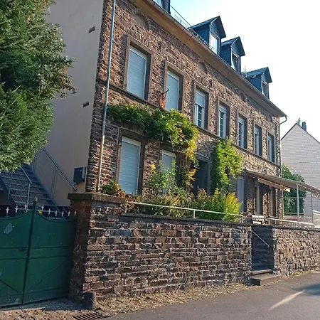 Eisfeld * 엘렌츠폴터스도프