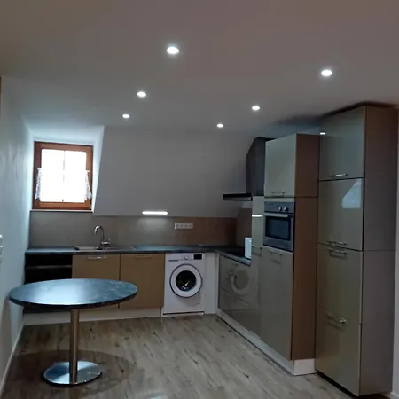 Eisfeld 아파트 엘렌츠폴터스도프